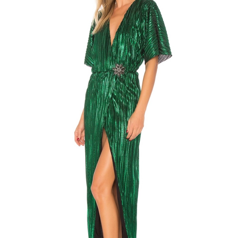 Brand new, never worn dress, size M. House of Harlow